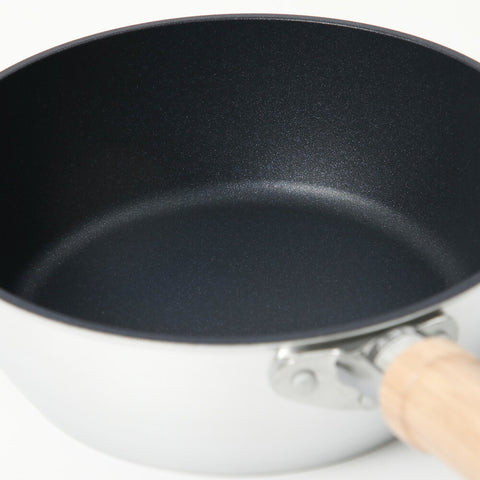 ITARU イタル マルチディープパン マルチパン 深型フライパン 片手鍋 蓋付 日本製 - フライパン専門店 鐵兎堂-TETTODO-