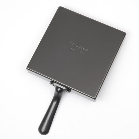 シリコングリップ付 ラバーゼ 鉄 玉子焼き器 ガス火・IH対応 ブルーテンパー フライパン シリコン塗装 - フライパン専門店 鐵兎堂-TETTODO-