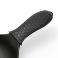 岩鋳 オムレット 鍋敷き＋シリコングリップつきセット 鉄フライパン スキレット 南部鉄器 iwachu - フライパン専門店 鐵兎堂-TETTODO-