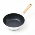 ambai フライパン22cm 深 木製ハンドル ウッドハンドル 日本製 あんばい コーティング フライパン - フライパン専門店 鐵兎堂-TETTODO-