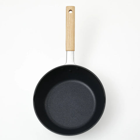 ambai フライパン22cm 深 木製ハンドル ウッドハンドル 日本製 あんばい コーティング フライパン - フライパン専門店 鐵兎堂-TETTODO-