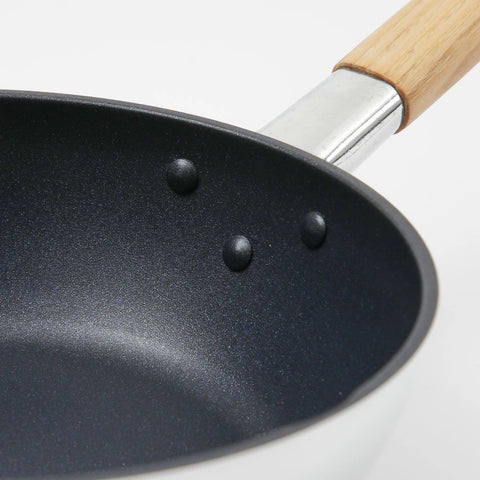 ambai フライパン22cm 深 木製ハンドル ウッドハンドル 日本製 あんばい コーティング フライパン - フライパン専門店 鐵兎堂-TETTODO-