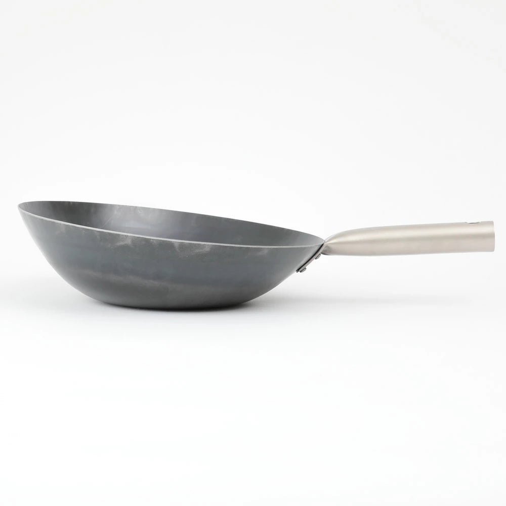 HANAKO 打出炒め鍋 山田工業所 チタンハンドル 27cm 軽量 すぐ使える あおり鍋 取っ手が熱くない 焼く 煮る 揚げる 中華鍋 フライパン日本製 シーズニング不要 05-0041-0502 ハナコ