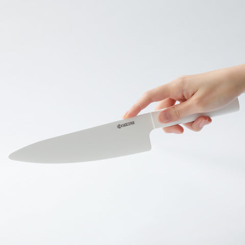 京セラ ココチカル 18cm 牛刀 セラミック包丁 ホワイト ブラック - フライパン専門店 鐵兎堂-TETTODO-