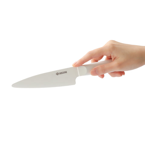 京セラ ココチカル 13cm ペティナイフ セラミック包丁 ホワイト ブラック - フライパン専門店 鐵兎堂-TETTODO-