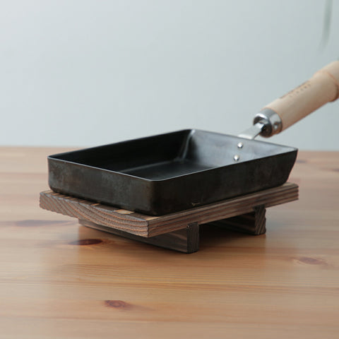 たまご焼き器用 焼杉 木蓋 角型 小 18.5cm×14.5cm 単品 卵焼き器 玉子焼き器 エッグパン 出汁巻き 四角いフライパン リバーライト 日本製 鐵兎堂 TD-PB - フライパン専門店 鐵兎堂-TETTODO-