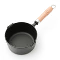 南部鉄器 まいにち鉄分摂取鍋 岩鋳 片手小鍋 16cm 敷板セット/敷板＋木蓋セット - フライパン専門店 鐵兎堂-TETTODO-